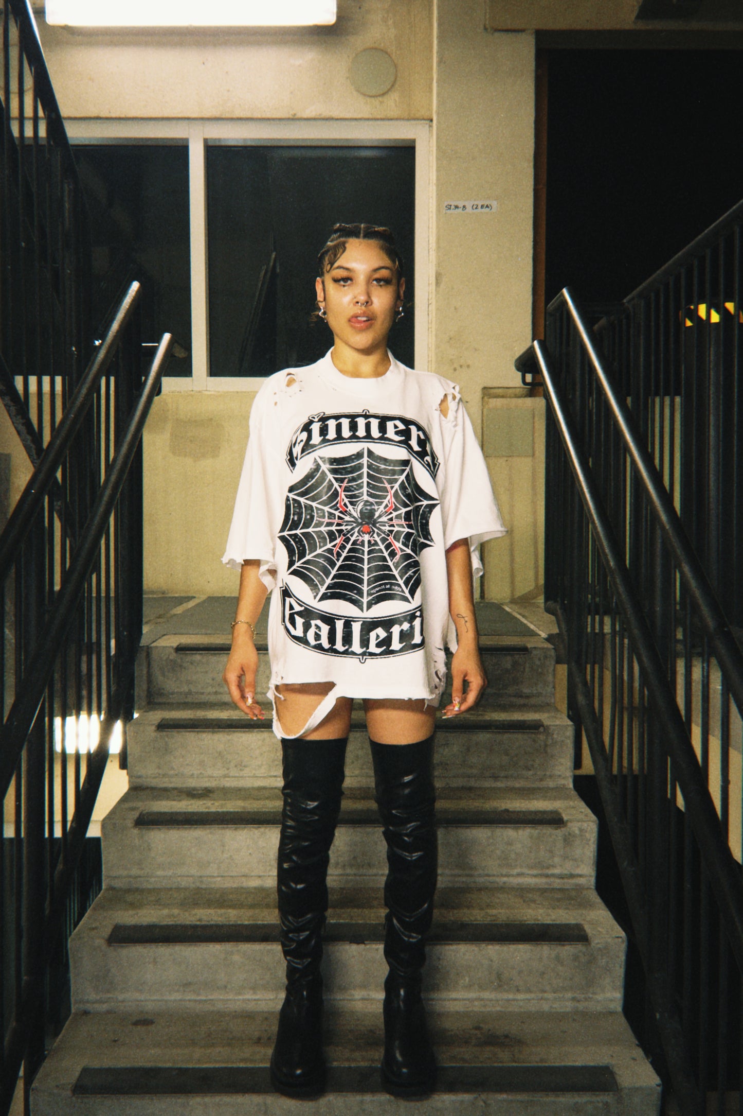 SG BLACK WIDOW TEE